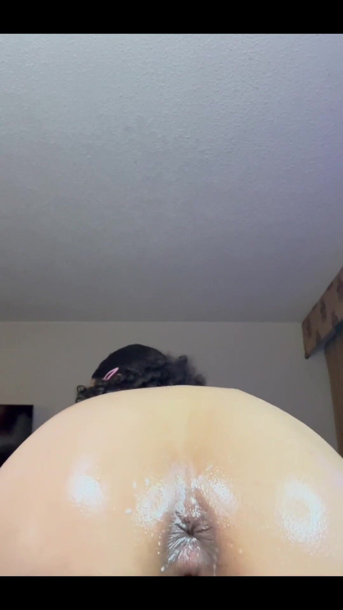 theunholychi: Skinny Hairy Lightskin Teasing