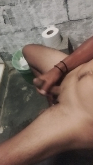 AlexAlejandro13: Bir Kez De Banyomda