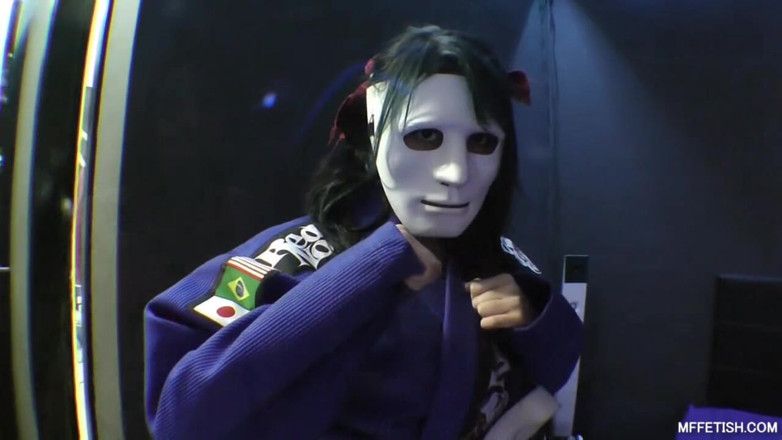MF Fetish: Nobody wants to lose in this fighting tournament