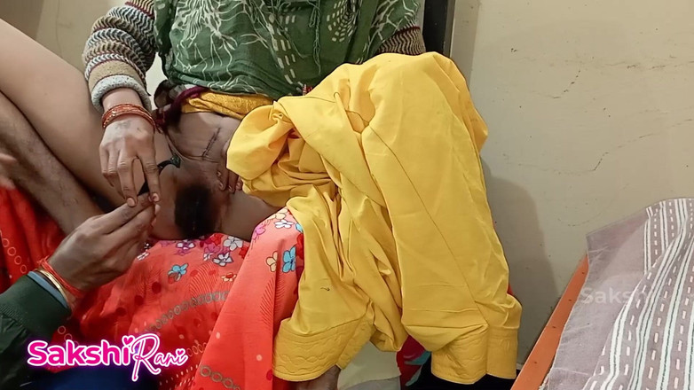 sakshi_raniii: Il proprietario ha fatto la rasatura dello sconto della cameriera...