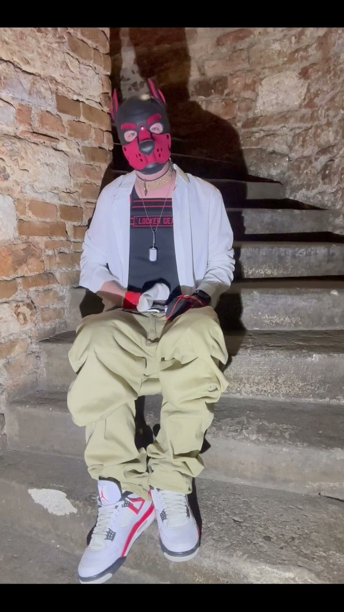 AndreDox: Sagger, Sneakers and Socks! Part 1