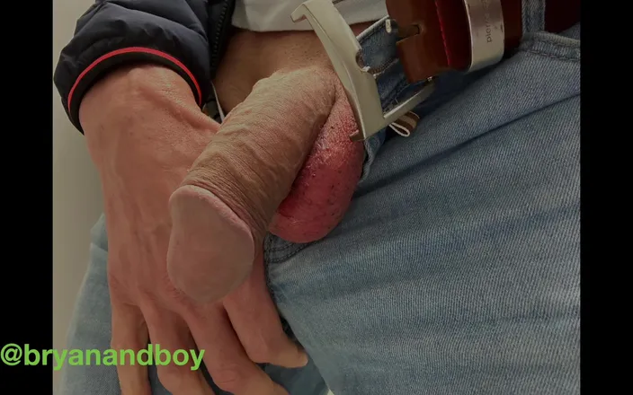 Bryanandboy: Cumshots Bareback and Pics