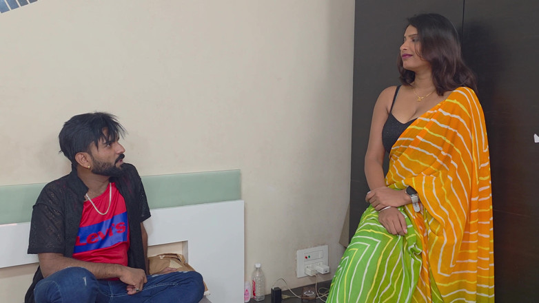 harry1: Indian Casting Director Invite Girl for Look Test and Fuck...