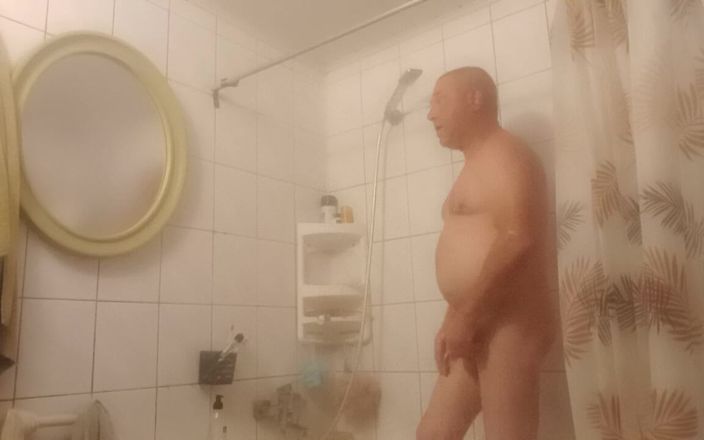 rastyo75: Ontspanning onder de douche