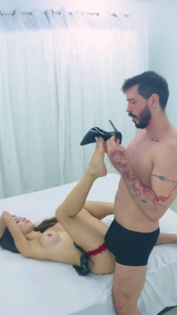 A devenit o curvă, prima dată fără prezervativ: vagoane umple curul cu spermă
