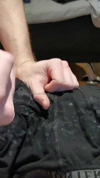 # 2 Aqui está um par de cuecas que eu faço para um fã que os pede cheios de porra