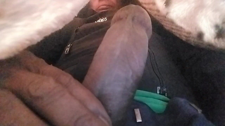 A_k_93152: Muy hermosa y grande polla