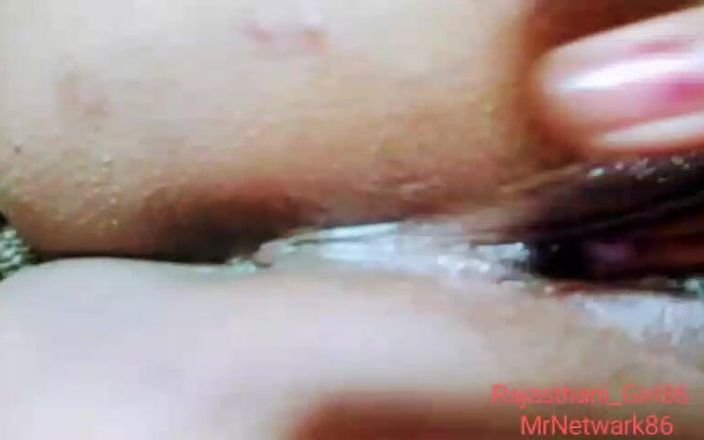 Rajasthan girl: Desi Rajasthani flicka fitta vatten kom ut Desi Marwari Desi...