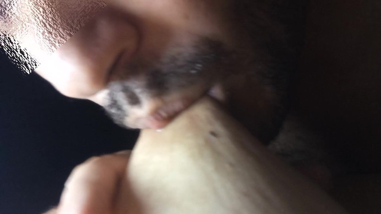 Kriztalyaram: Mio marito è dipendente dall'allattamento al seno con le mie grandi...