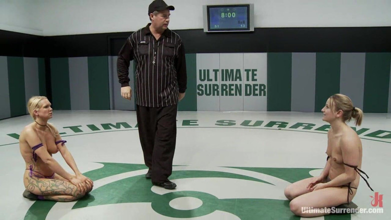 Ultimate surrender by Kink: Summer Vengeance รอบ 1 แอ็คชั่น 1 อยู่ในอันดับ 13 เทียบกับอันดับ 14