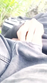 자지를 따먹는 귀여운 게이 트윈크, 야외에서 비행을 통해 당겨진 존 아르틴