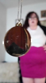 Psihologul transformă fata timidă în impregnare de curvă încrezători