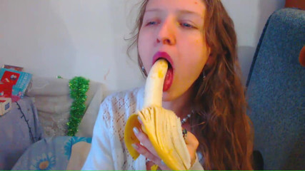AnnaNotIdealAngel: バナナフェラチオと赤い自然な非常に長い髪と青い神秘的な自然な信じられないほどの私の目