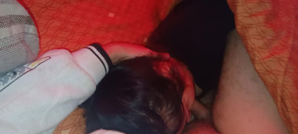 Ionut899: Faccio Una Sorpresa Al Mio Patrigno Che Succhia Il Cazzo