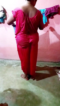 Sari banyodan sonra düşüyor