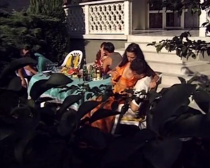 DEUTSCHLAN PORNO XXX: Kompilasi cewek-cewek seksi ini suka banget dientot sambil bugil, kencing...