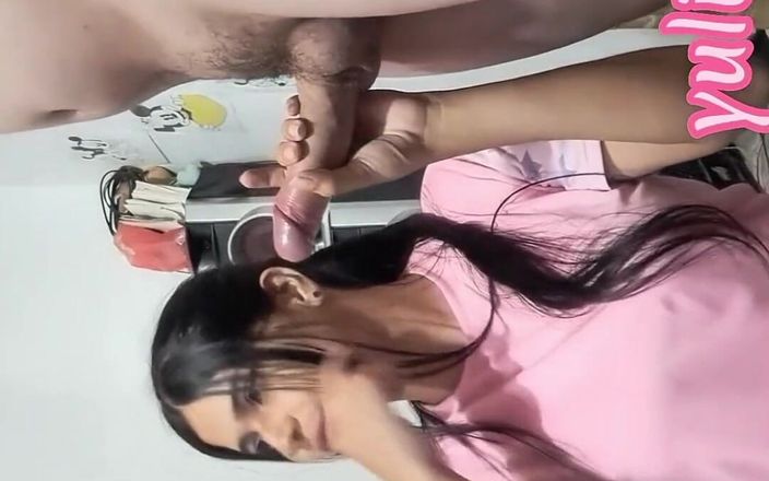 Yulieth Gomez: Tôi muốn nhảy lên con cu khổng lồ của bạn...
