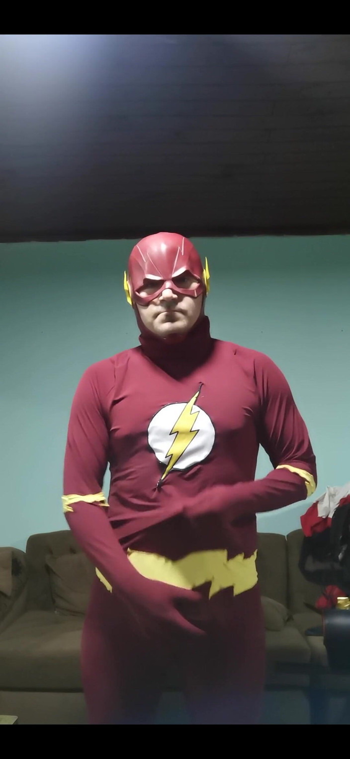 Rokkuman: El cosplay caliente de flash