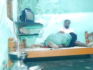 Priyanka priya: Video porno di uno studente che fa sesso con un...