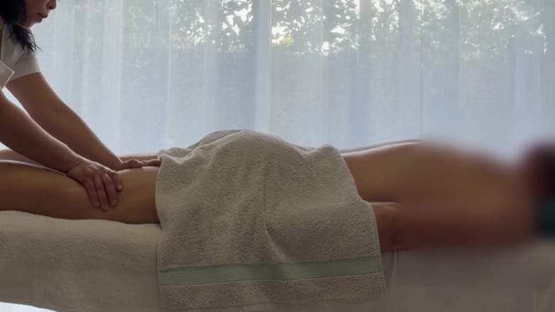 Cuckoby: Asiatisk massagesalong med riktigt happy ending