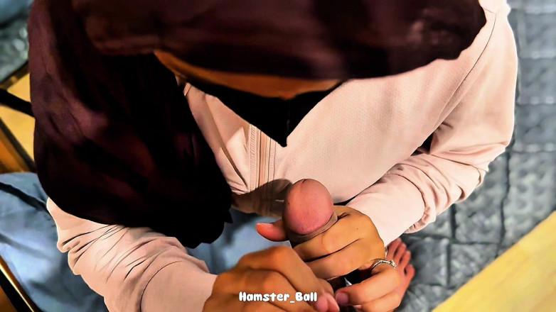Hamster_Ball: Moje muslimská přítelkyně byla překvapena, že jsem měl velkého ptáka, Hahaha