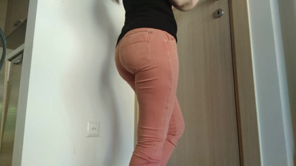 RavenBigAss: Locked out of the bathroom, desperate Raven is pissed into...