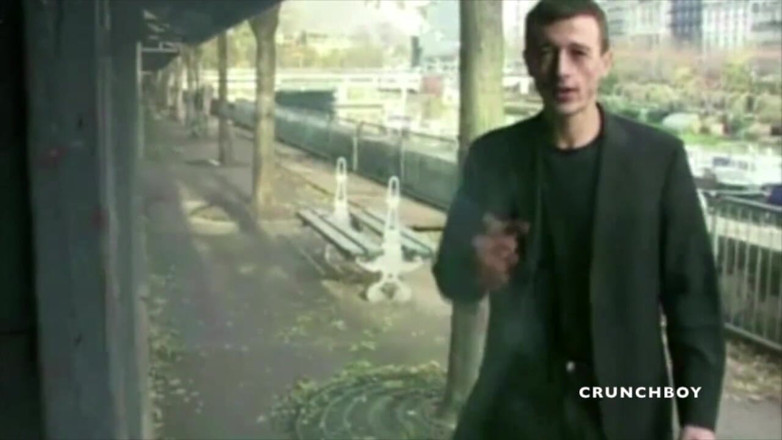 Crunch Boy: Își suge prietena negresă în mașină