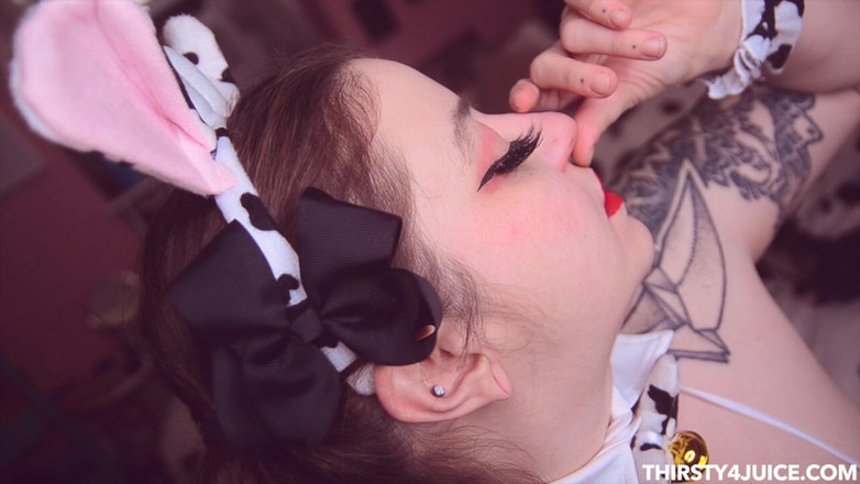 Freshie juice: Hucow nose fetiš hra // Háčky na nos