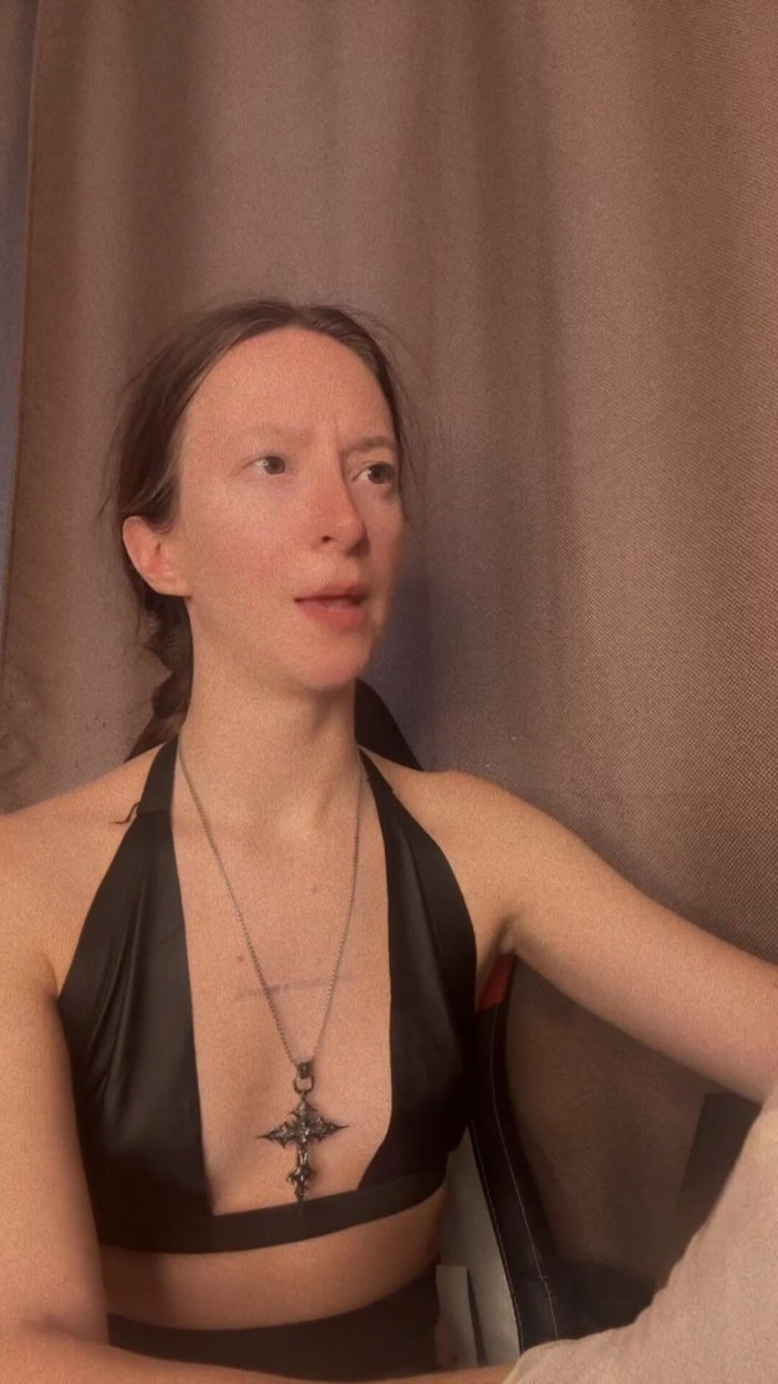 Skinny_lady69: Revisando tu culo