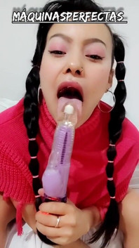 흑인 대물 자지에게 따먹히는 아름다운 금발