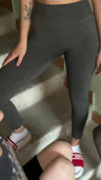 Badass umiliazione troia lesbica - sputo e posacenere umano sporca lezdom