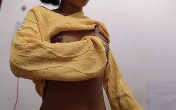 Indian Desi Girl Masturbating Solo Fingerings