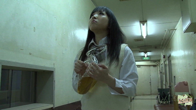 Magic Asian Pussy: Dessa två nunchaku var över hela honom, boxershorts var på hans...