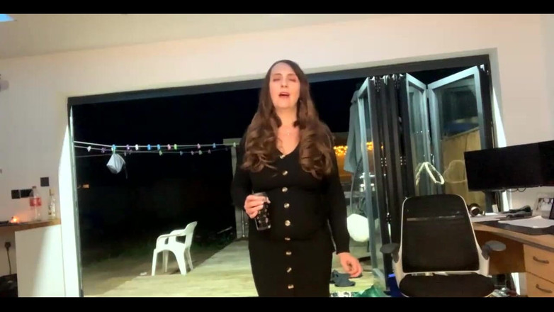 Keira_xxxxxx: Konser dadakanku semoga kamu bisa mergokin yang berikutnya x