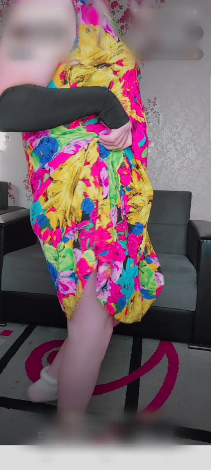 Kitty_Cross: 金发女郎重口味编年史：揭开标志性的金发女郎的迷人力量和磁力魅力