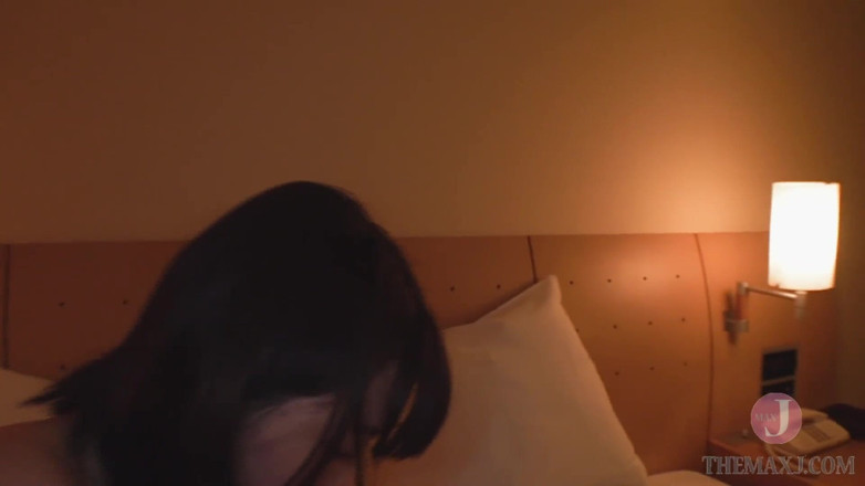 JAV Amateur: A bitchy blowjob that licks up to his balls, full...