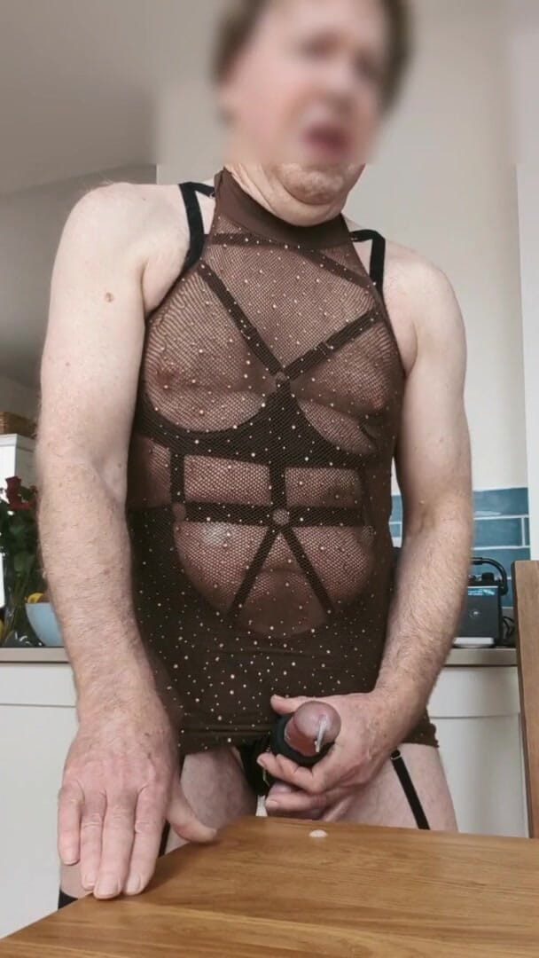 Bellhead: Slow motion lingerie fun