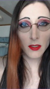 Ibu Tiri Transeksual Menyeluruh Masuk Dan Ngentot Sama Kamu