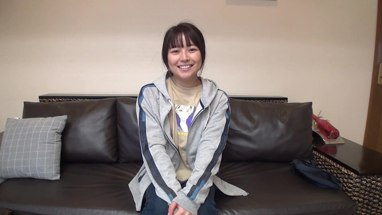 Raptor Inc: Możesz wyraźnie zobaczyć jej cipkę! Masturbacja soku z cipki przez...