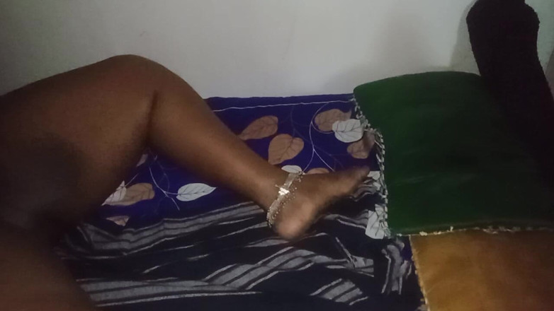 Santhi89: 흑형 대물 에게 따먹히는 핫한 거유의 핫한 몸의 젊은 집 마누라