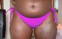 Nasty_hotbabe: Ragazza calda con culo grosso e tette enormi mostra bikini...