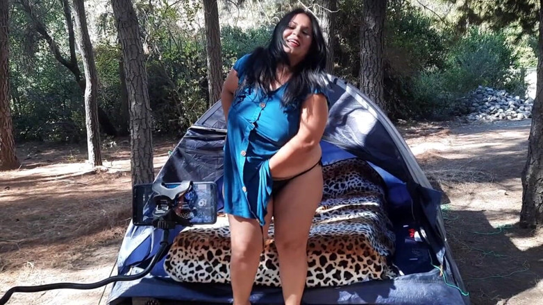 Riderqueen: Sexy stepmom in tend