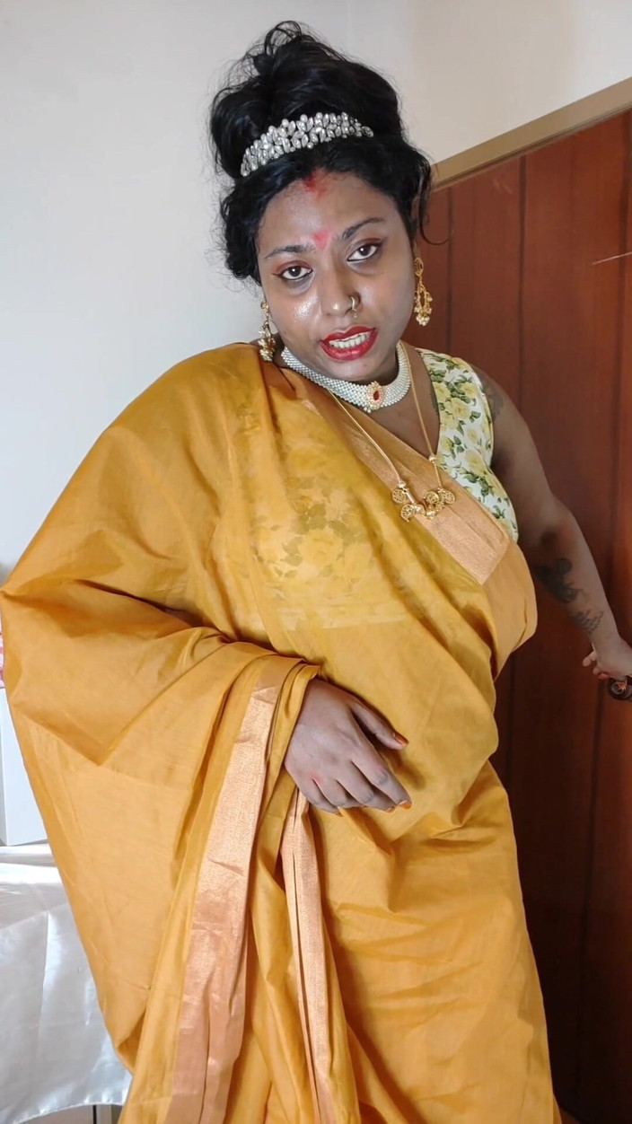 Silky Sutra: Amma Claims Ramesh on His First Night Before His Wife!