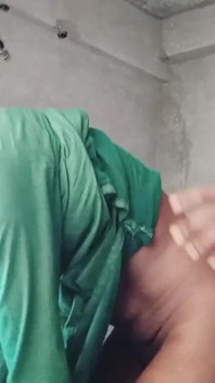 Séance 17, une desi indienne et son copain baisent dans un bâtiment à Hyderabad