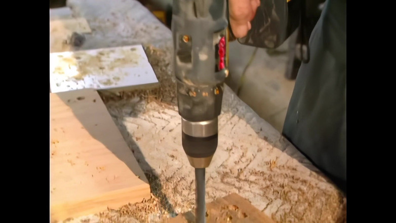 Blitzporn: Myss Arroyo: Seorang berambut cokelat sensual yang ingin merasakan orgasme...