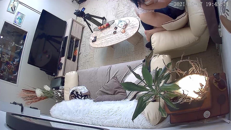 Daphnee Lecerf: My swinger life - I fuck with a guy i just...