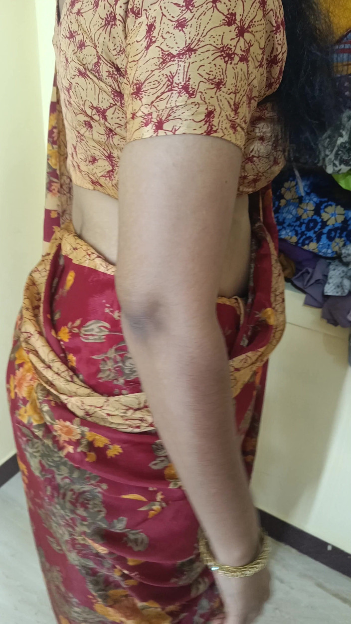Inba: Ibu rumah tangga selingkuh dengan kain sosis warna merah 1