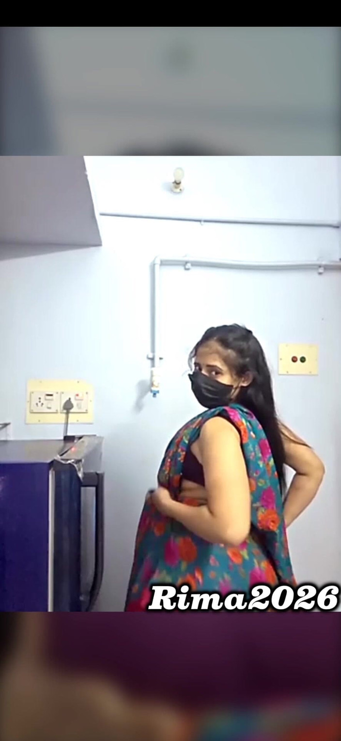 rima2026: Studenta din Dhaka o ia pe iubită acasă și o fute