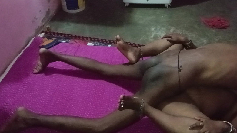 Sexy juli: Video Seks Bhabhi atau Padosi