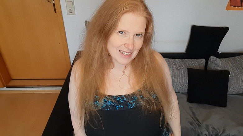 Curly_Dreams: 在更衣室里 - 心理电影院